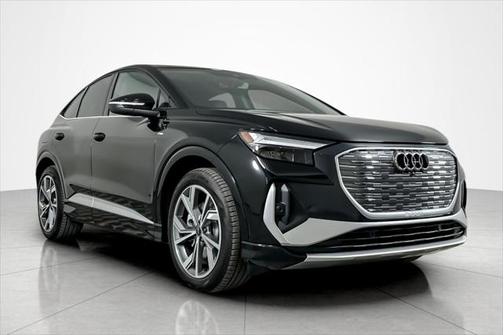 2025 Audi Q4 e-tron Sportback Premium 55 quattro