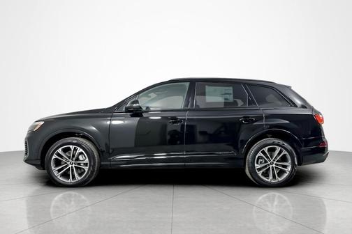 2026 Audi Q7 45 Premium