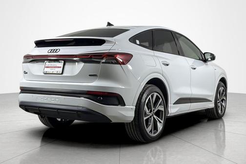 2023 Audi Q4 e-tron Premium Plus 50 quattro