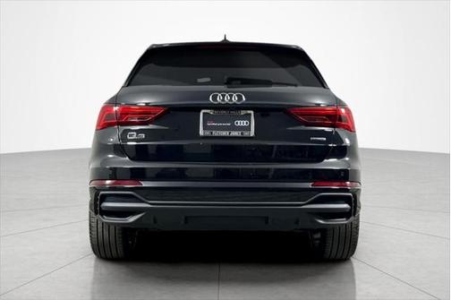 2024 Audi Q3 45 S line Premium Plus
