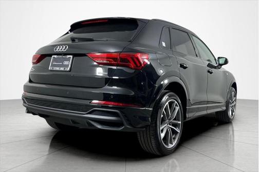 2024 Audi Q3 45 S line Premium Plus