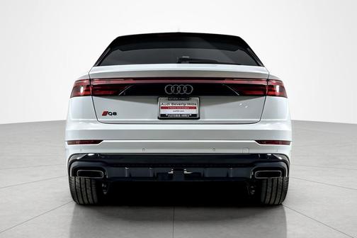 2025 Audi Q8 55 Premium Plus