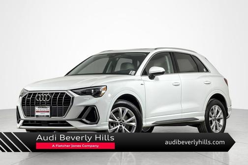 Ibis White 2022 Audi Q3 45 S line Premium