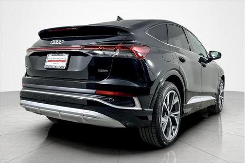 2025 Audi Q4 e-tron Sportback Premium 55 quattro