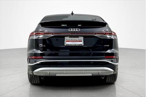 2025 Audi Q4 e-tron Sportback Premium 55 quattro