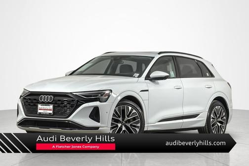 Glacier White Metallic 2024 Audi Q8 e-tron Prestige