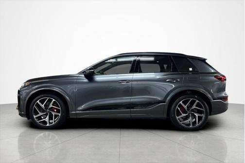 2025 Audi SQ6 e-tron Premium Plus quattro