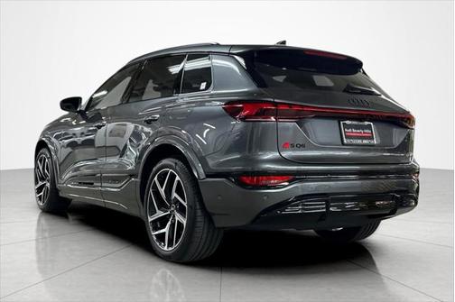 2025 Audi SQ6 e-tron Premium Plus quattro