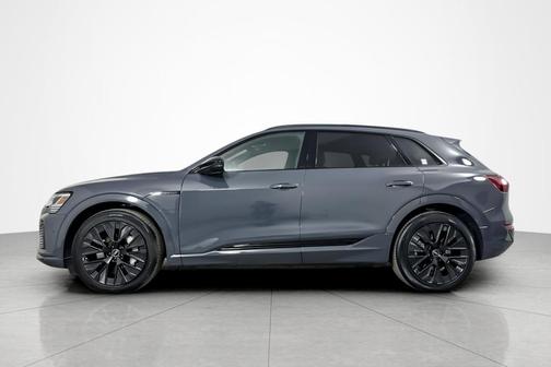 2024 Audi Q8 e-tron Prestige
