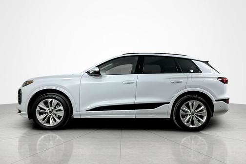 2025 Audi Q6 e-tron Premium Plus