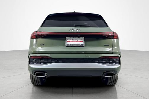 2025 Audi Q5 Premium TFSI quattro S tronic