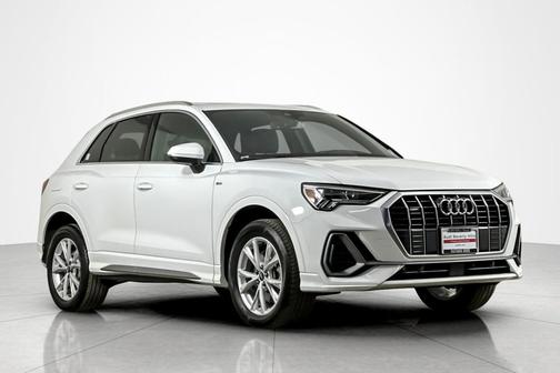 2024 Audi Q3 Premium 45 TFSI S line quattro Tiptronic