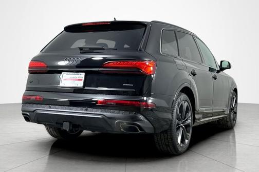 2026 Audi Q7 55 Premium Plus