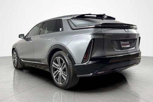 ARGENT SILVER 2024 Cadillac LYRIQ Luxury