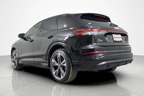 2024 Audi Q4 e-tron Premium Plus 50 quattro