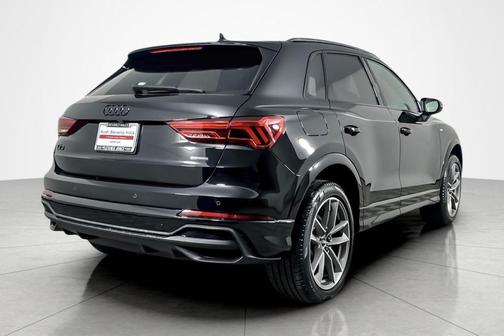 2025 Audi Q3 S line Premium 45 TFSI quattro