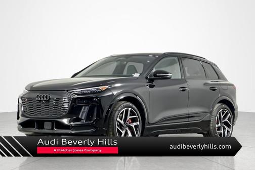 Mythos Black Metallic 2027 Audi SQ6 e-tron Premium Plus quattro