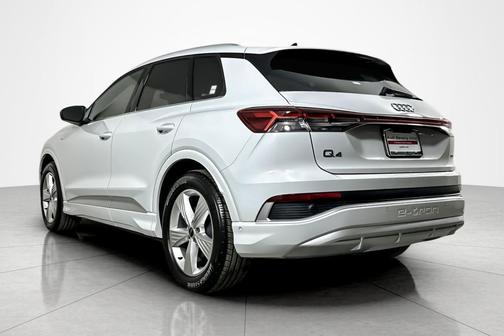 2024 Audi Q4 e-tron Prestige 55 quattro