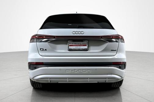 2024 Audi Q4 e-tron Prestige 55 quattro