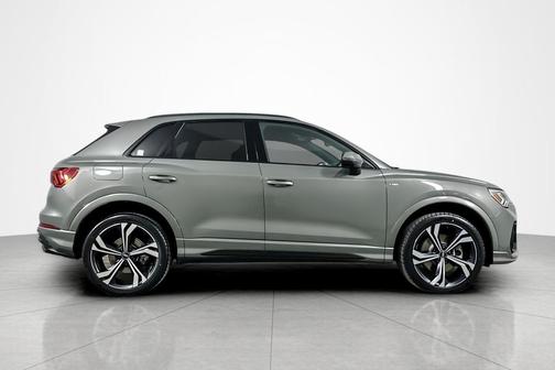 2023 Audi Q3 45 S line Premium Plus