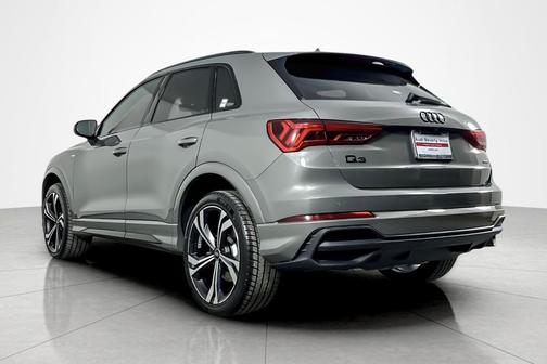 2023 Audi Q3 45 S line Premium Plus