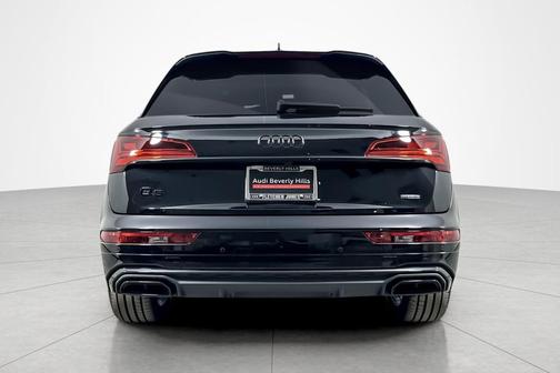 2023 Audi Q5 55 S line Prestige