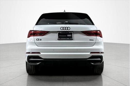 2024 Audi Q3 Premium 45 TFSI S line quattro Tiptronic