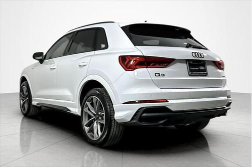 2024 Audi Q3 Premium 45 TFSI S line quattro Tiptronic