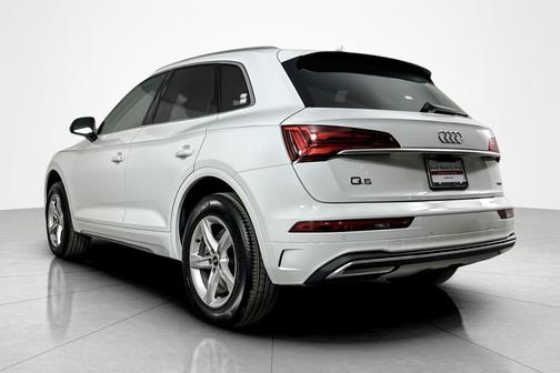 2023 Audi Q5 40 Premium