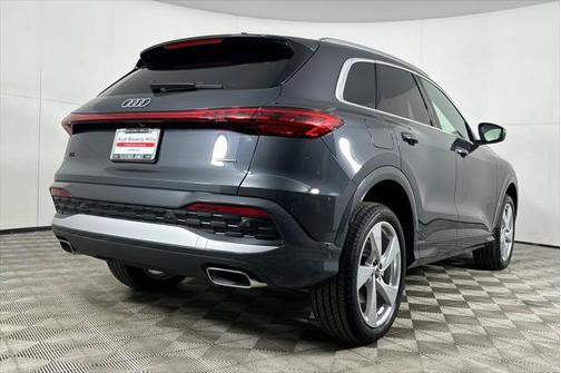 2025 Audi Q5 Premium Plus