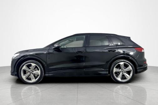 2025 Audi Q4 e-tron Premium Plus 55 quattro