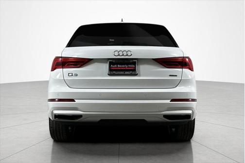 2022 Audi Q3 40 Premium