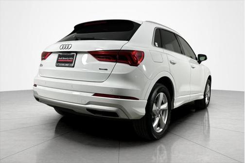 2022 Audi Q3 40 Premium