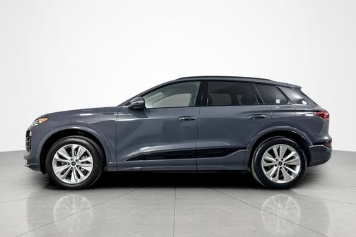 2025 Audi Q6 e-tron Premium