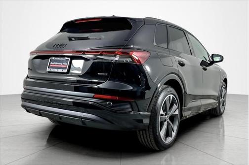 2025 Audi Q4 e-tron Premium Plus 55 quattro