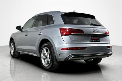 2022 Audi Q5 40 Premium