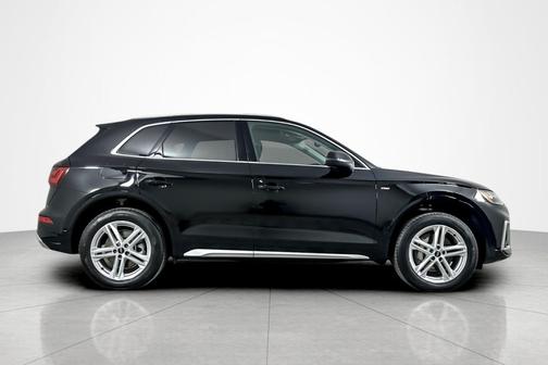 2024 Audi Q5 55 S line Premium Plus