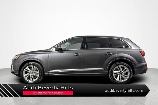 Samurai Gray Metallic 2023 Audi Q7 45 Premium