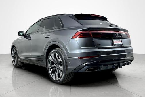 2026 Audi Q8 55 Premium Plus