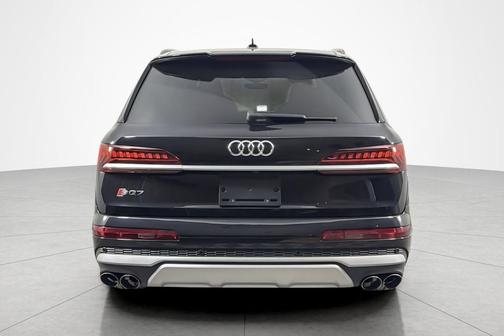 Mythos Black Metallic 2022 Audi SQ7 4.0T Premium Plus
