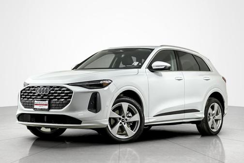 2025 Audi Q5 Premium Plus TFSI quattro S tronic