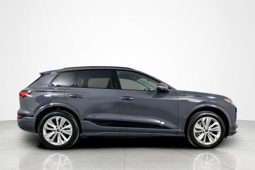 2025 Audi Q6 e-tron Premium Plus