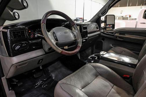 Black Clearcoat Metallic 2000 Ford Excursion XLT