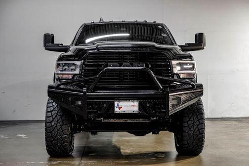 2019 RAM 2500 Laramie Crew Cab 4x4 6'4' Box
