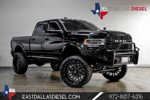 2019 RAM 2500 Laramie Crew Cab 4x4 6'4' Box