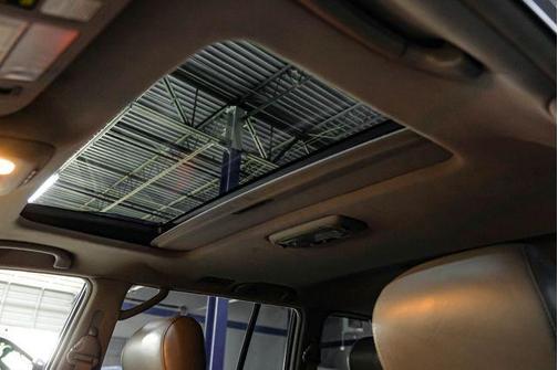 Gray 2006 Toyota Land Cruiser Base