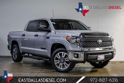 Cement Gray 2019 Toyota Tundra SR5