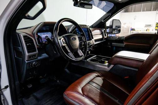 2022 Ford F-350 Platinum