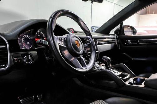 2022 Porsche Cayenne GTS