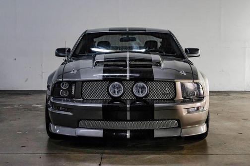 Satin Silver Clearcoat Metallic 2005 Ford Mustang GT